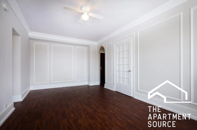 Building Photo - 6748 N Ashland Ave