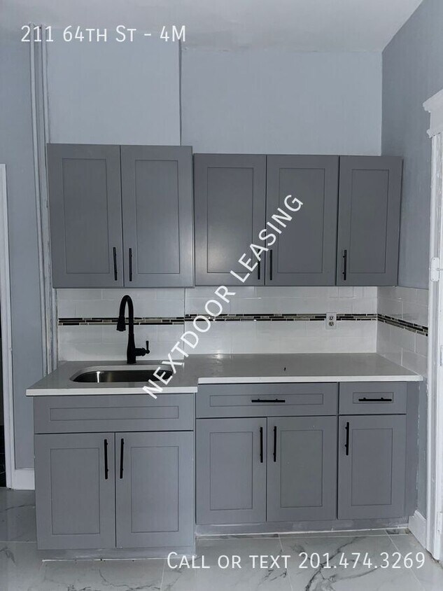 Foto principal - 211 64th St