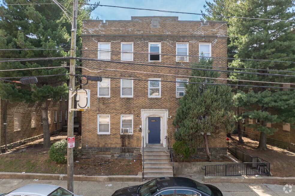 Willows Apartments