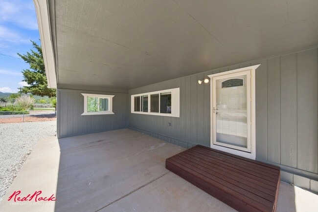 Building Photo - 408 Harmony Dr