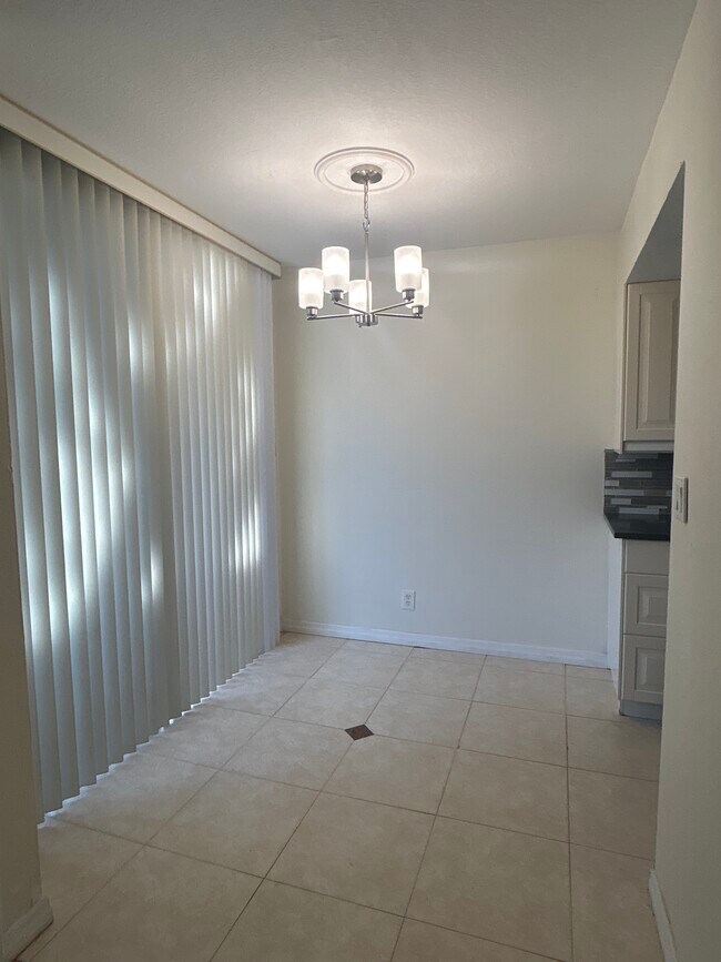 Foto del edificio - 2930 SW 87th Ter