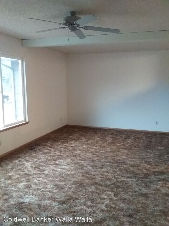 Building Photo - 2 br, 1 bath House - 1623 Sunset Dr.