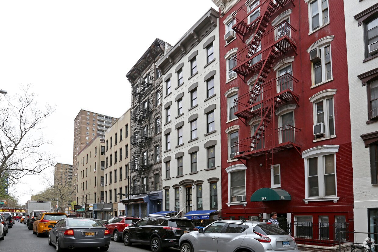 Building Photo - 338 E 6th St