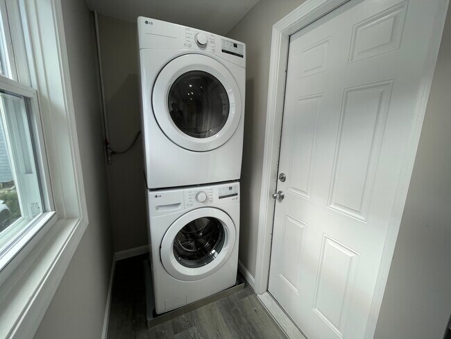 Foto del edificio - 16 Long Ave