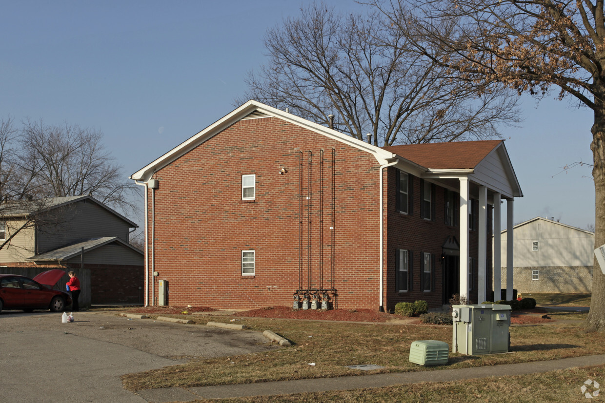 Building Photo - 7400 Garrison Rd