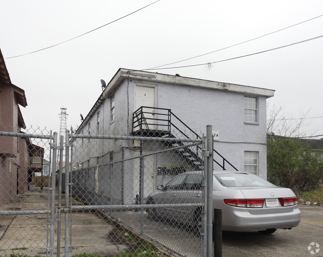 Building Photo - 1224 S Salcedo St