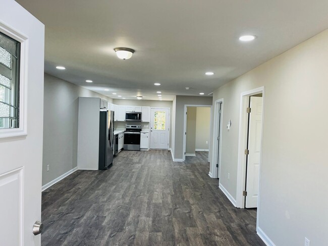Foto del edificio - NEW CONSTRUCTION 3 bedroom 1 bathroom cott...