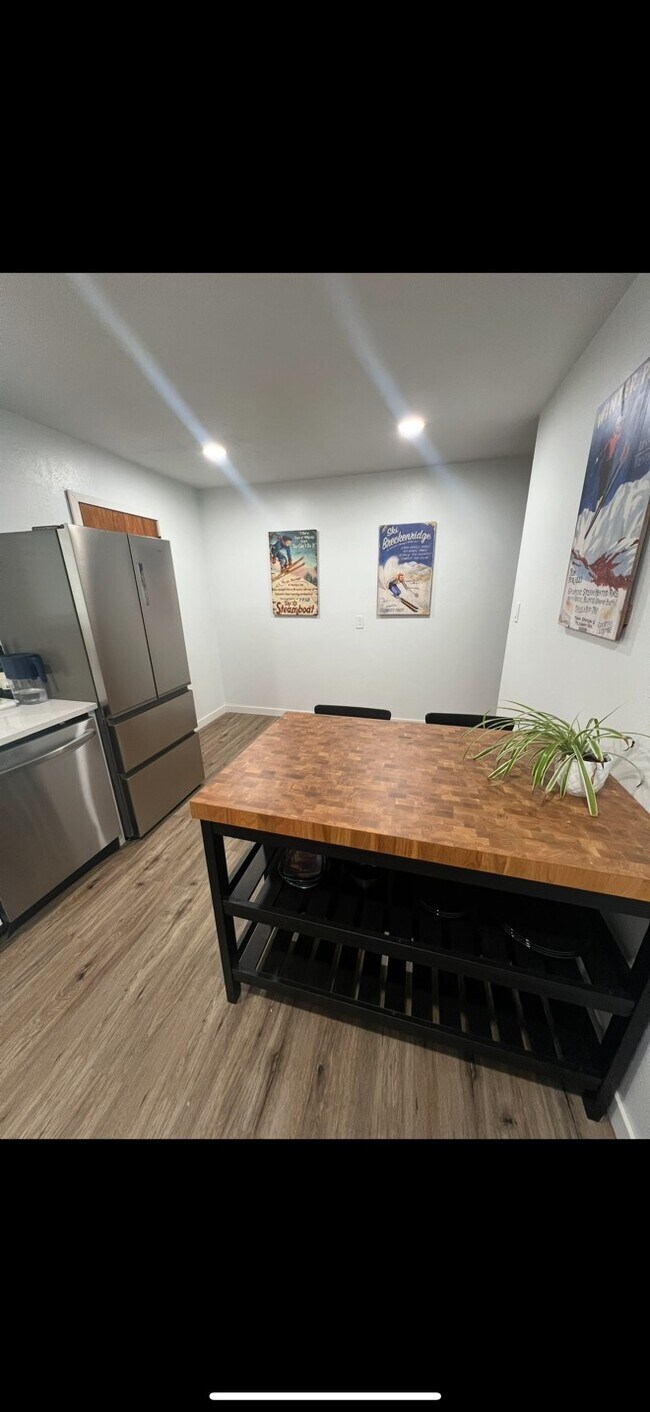 Foto del edificio - 7963 Wyandot St