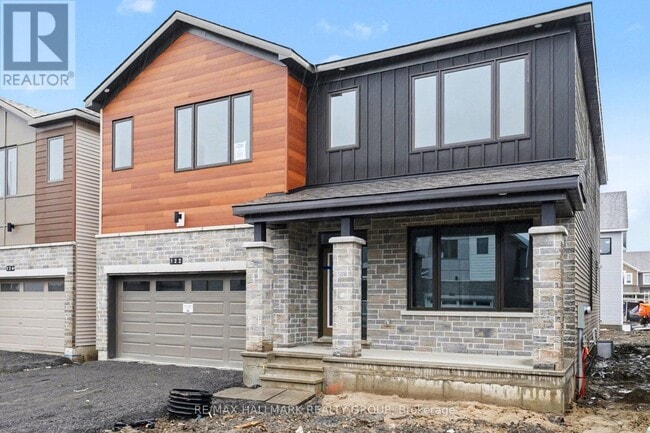 Building Photo - 122 Viburnum Ter