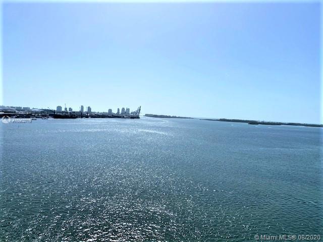 Foto del edificio - 540 Brickell Key Dr