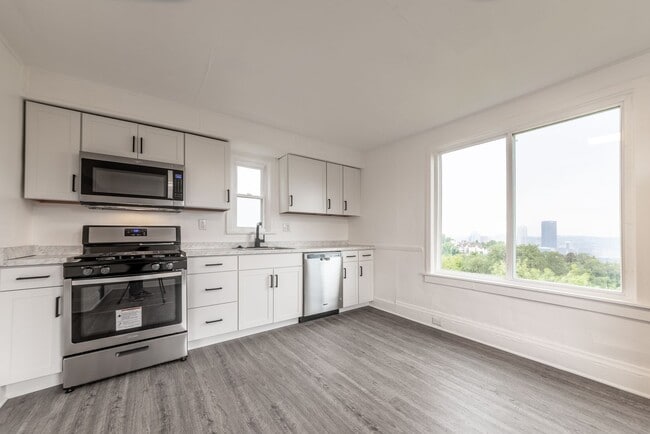 Photo - 965 Industry St Apartment