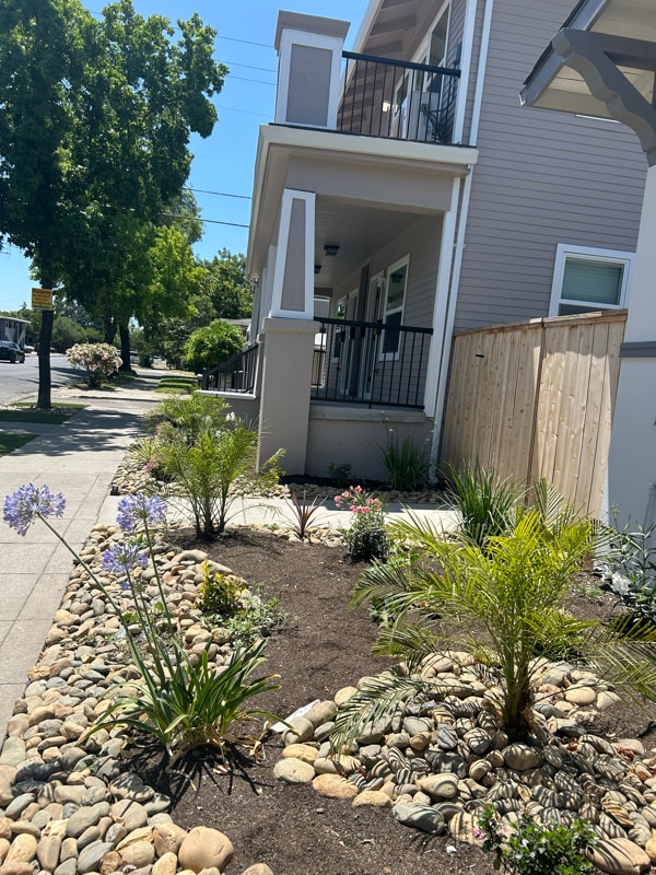 Building Photo - 1823 N Center St