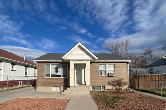 Building Photo - 119 E Leslie Ave