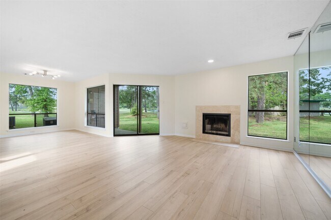 Foto del edificio - 20271 Sunny Shores Dr