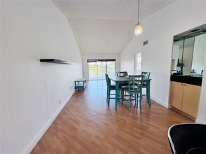 Building Photo - 2827 N Course Dr