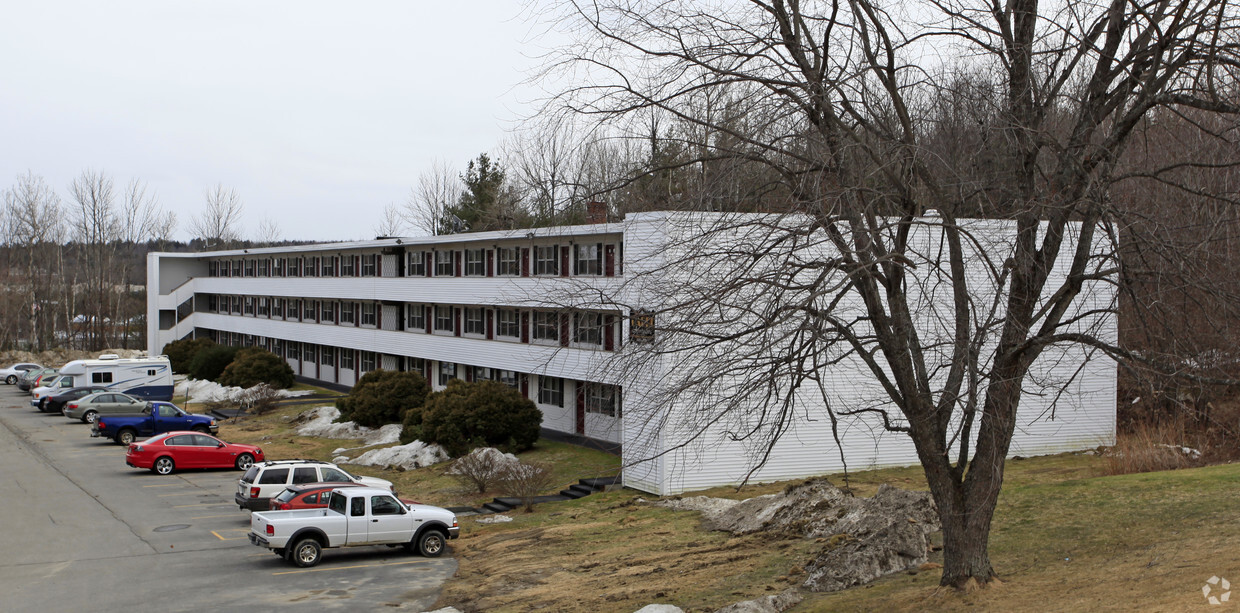 Building Photo - Capri Apartments