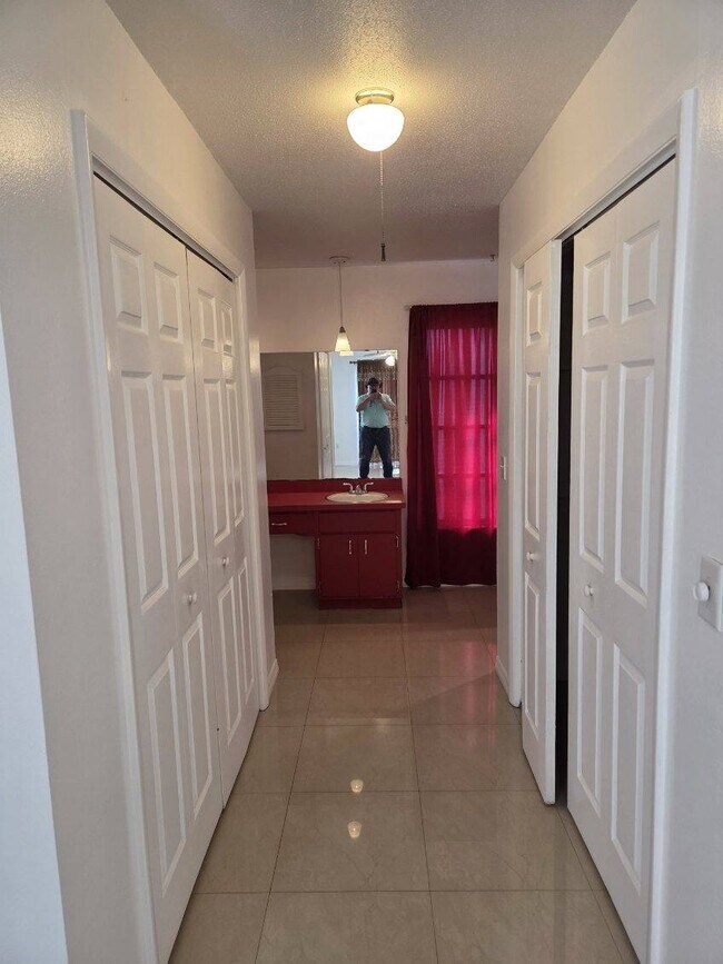 Foto del edificio - 1304 53rd Ave W