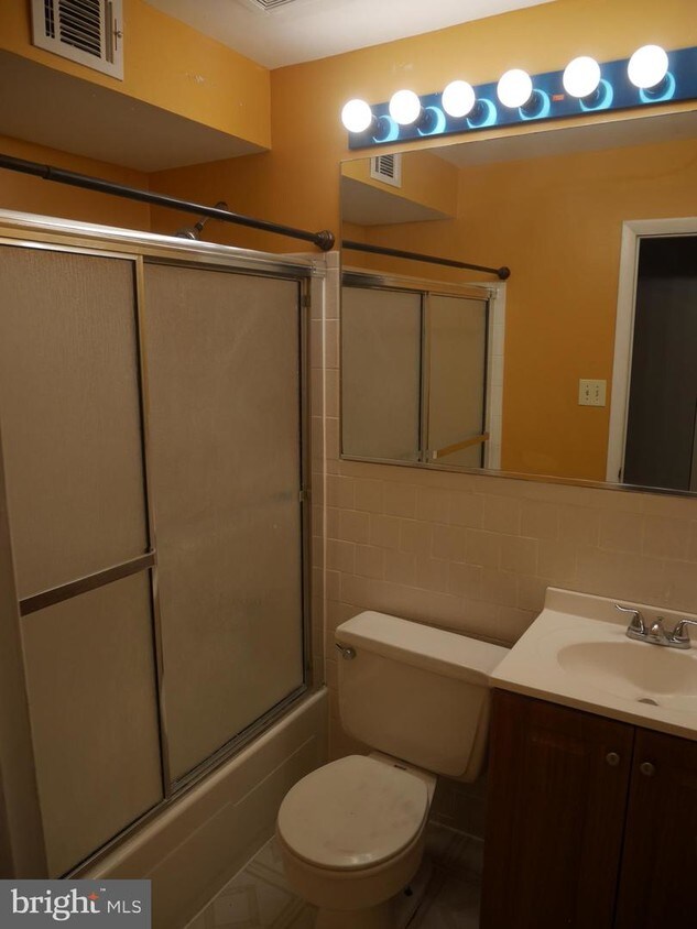 Foto principal - 11919 Tarragon Rd