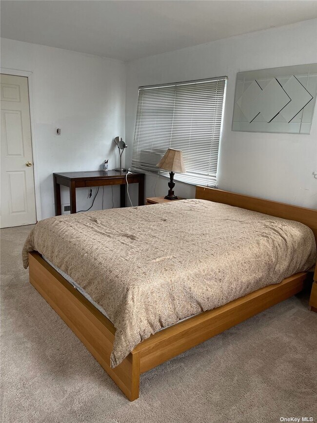 Building Photo - 88 Cerenzia Blvd