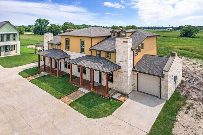 Foto del edificio - The Cloisters of West Tawakoni!