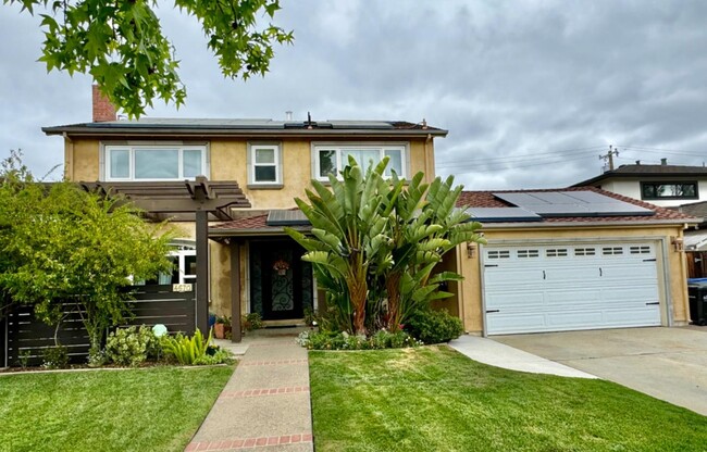 Building Photo - 4670 Sherbourne Dr
