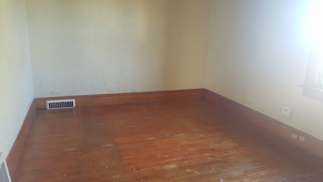 Foto del edificio - 2462 N 51st St