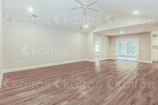 Building Photo - 155 Cottage Grove Rd