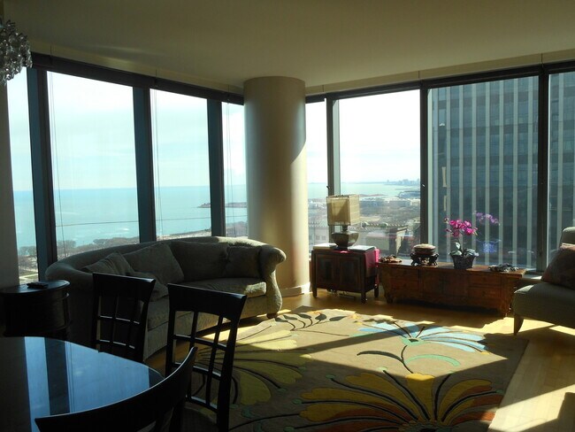 Foto del edificio - 60 E Monroe St