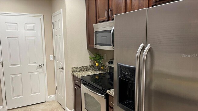 Foto del edificio - 7324 Skybird Rd