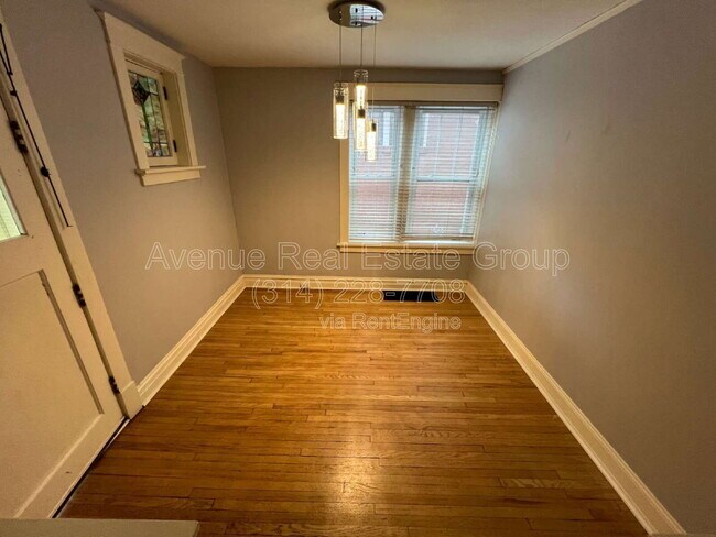 Foto del edificio - 6553 Scanlan Ave