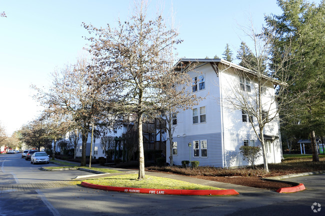 Building Photo - Fern Ridge