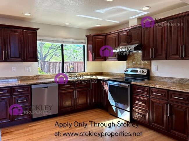 Foto del edificio - 1105 Rock Creek Way