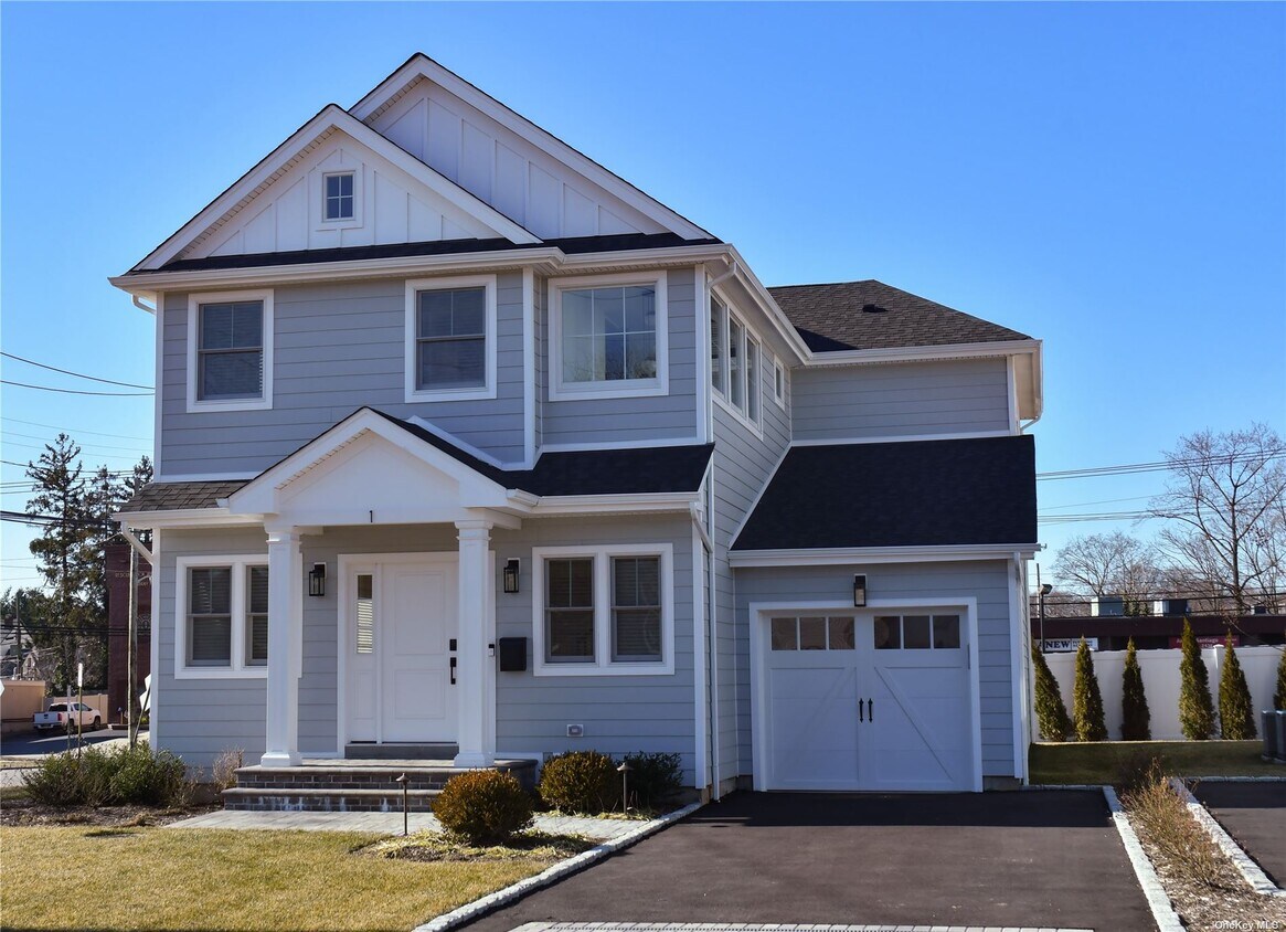 1 Madison Pl, Roslyn Heights, NY 11577 House Rental in Roslyn Heights