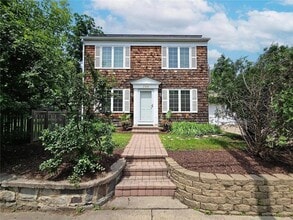 Building Photo - 709 Wayzata Blvd E