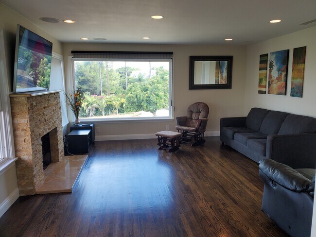 sala de estar - 2461 Fire Mountain Dr