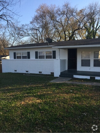 Building Photo - 2407 Medaris Rd NW