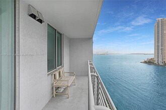 Building Photo - 325 S Biscayne Blvd