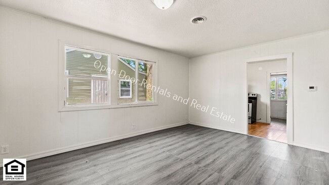 Building Photo - 1/2 off first month's and second months re...
