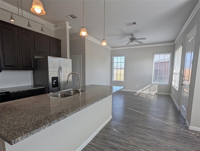 Foto del edificio - 3207 Youngs Meadow Ln