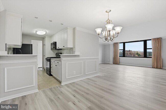 Foto del edificio - 4600 Duke St