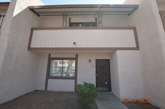 Building Photo - 5265 Child Ct