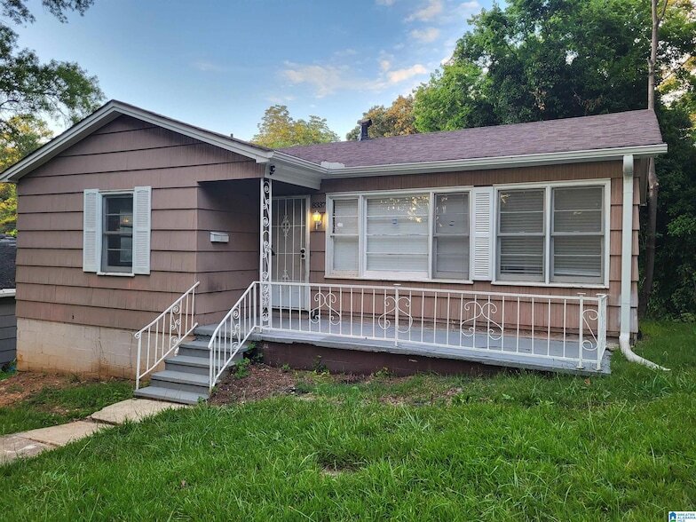Foto principal - 8337 Vassar Ave