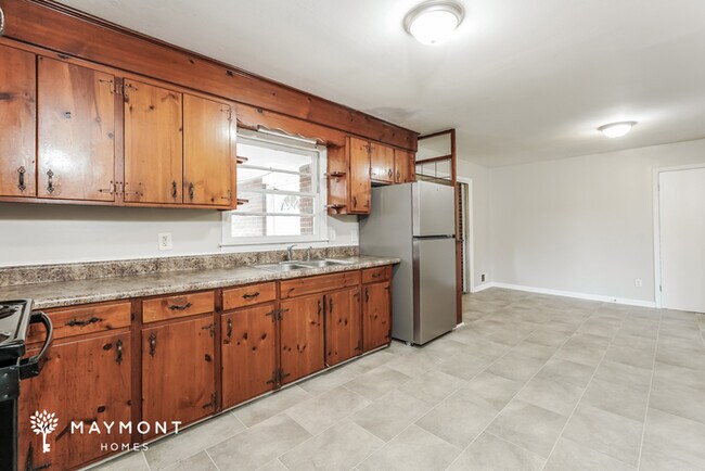 Foto del edificio - 2118 Cadden Rd