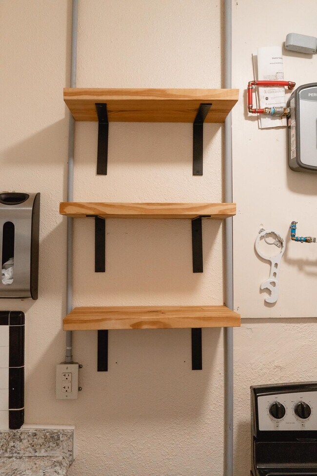 Foto del edificio - 511 N Monroe St