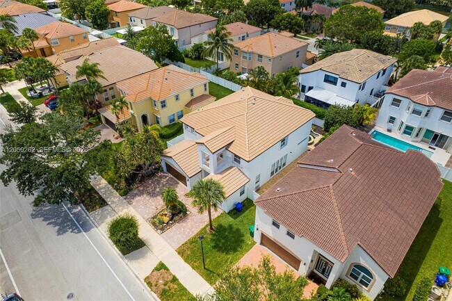 Foto del edificio - 15699 SW 54th Ct