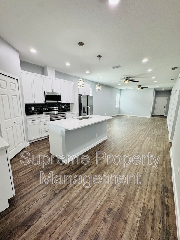 Foto del edificio - 6073 Vermont Ave
