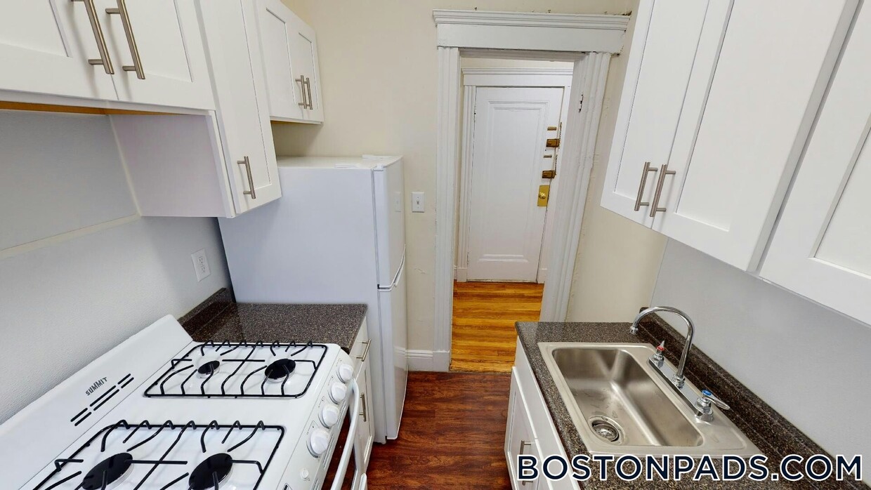 Primary Photo - 1185 Boylston St