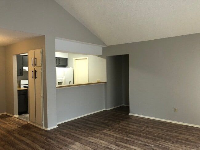 Foto del edificio - Edens Properties 4 (7002 Ivory Key Ct)