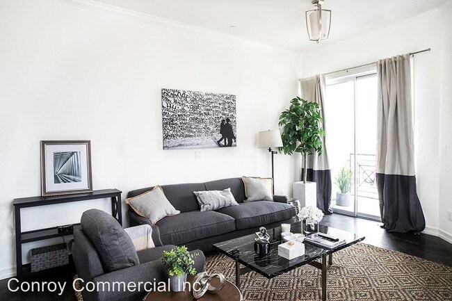 Foto del edificio - 10300 Venice Blvd
