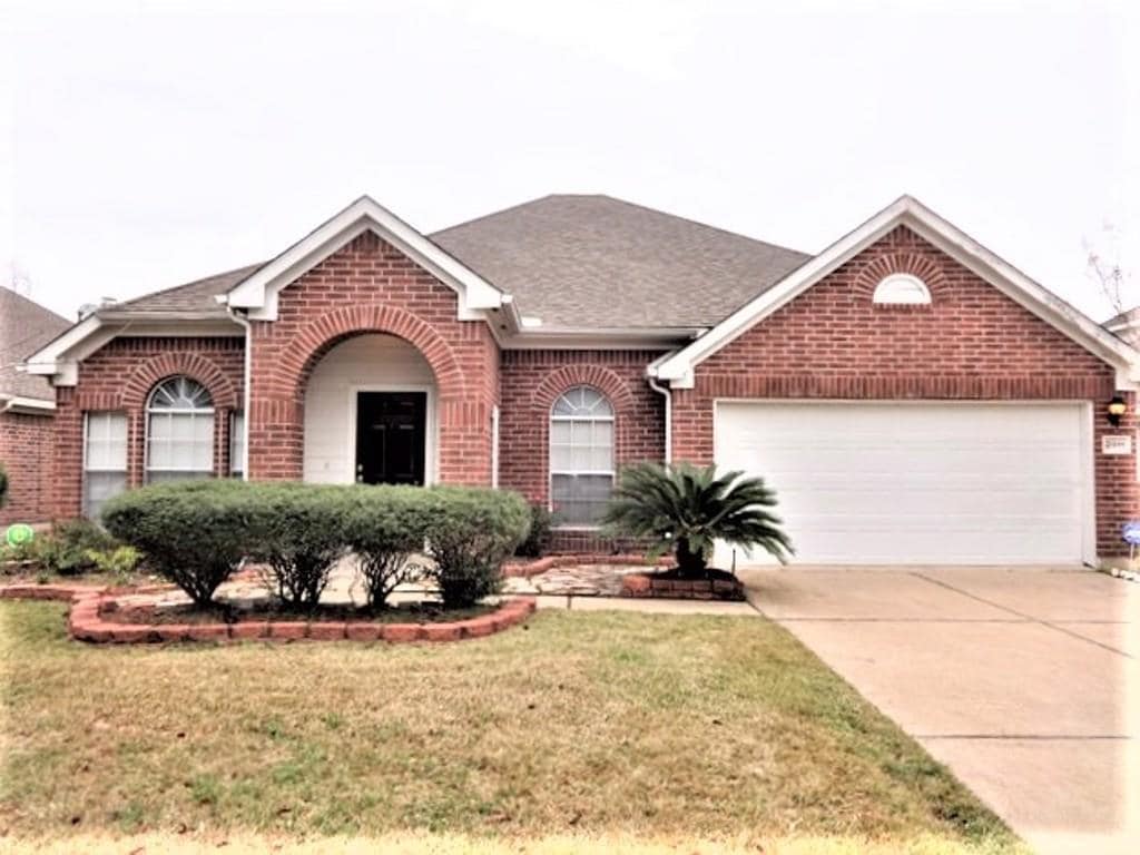Primary Photo - 2911 Glencullen Ln